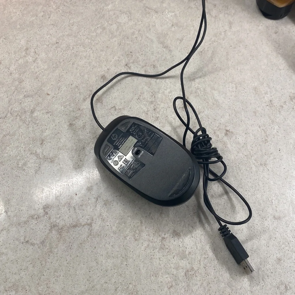 HP computer mouse with USB plug in 🖱🖱